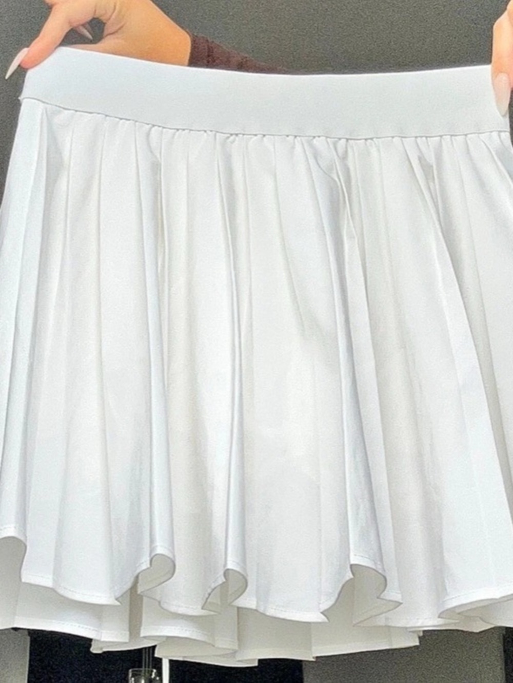 Garage Pleated Skort in White